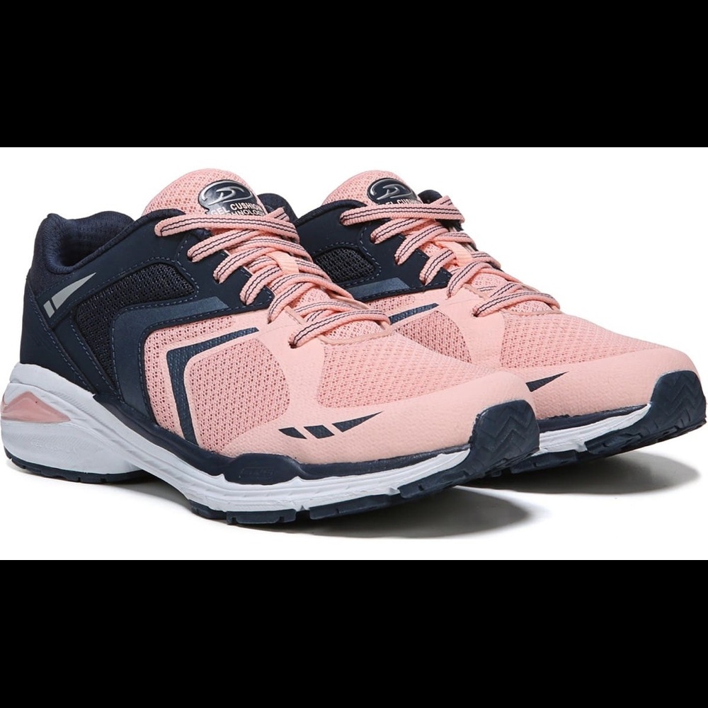 Pair of new Dr. Scholls gel cushion tennis shoes
